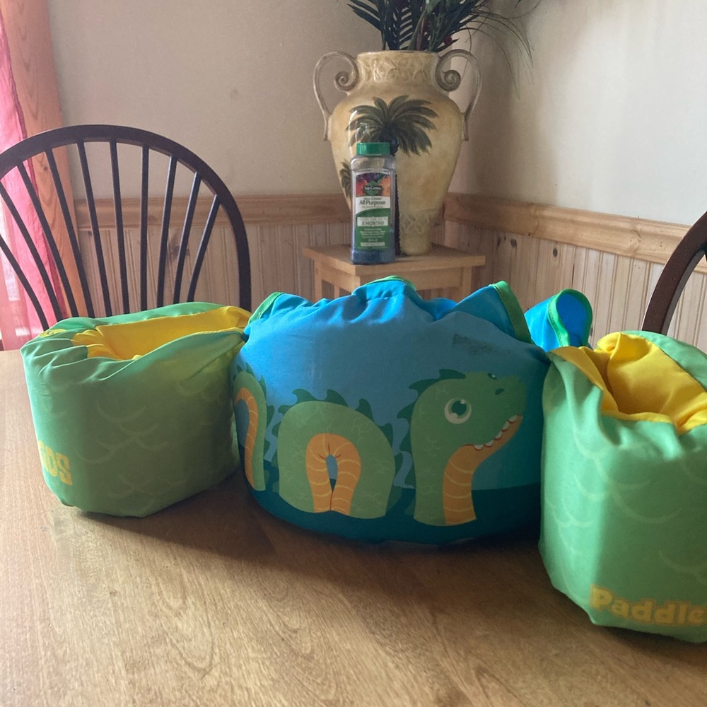 Paddle Pals learn to swim vest